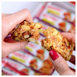 Батончик мюсли Клубника мультизлаковый Bombbar 45 г 111136