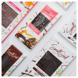 Шоколад темный на меду SweetSeed на основе кэроба с клубникой и проростками белого льна 85 г Образ жизни Алтая 140129