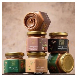 Гречишная шоколадная паста Белая Nature's own Factory 230022